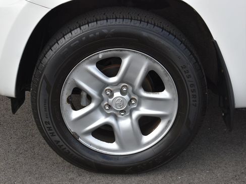 Used 2008 Toyota RAV4 4WD image 11