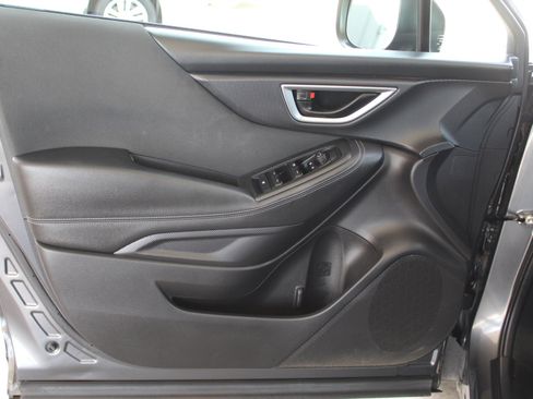 Used 2021 Subaru Forester image 27