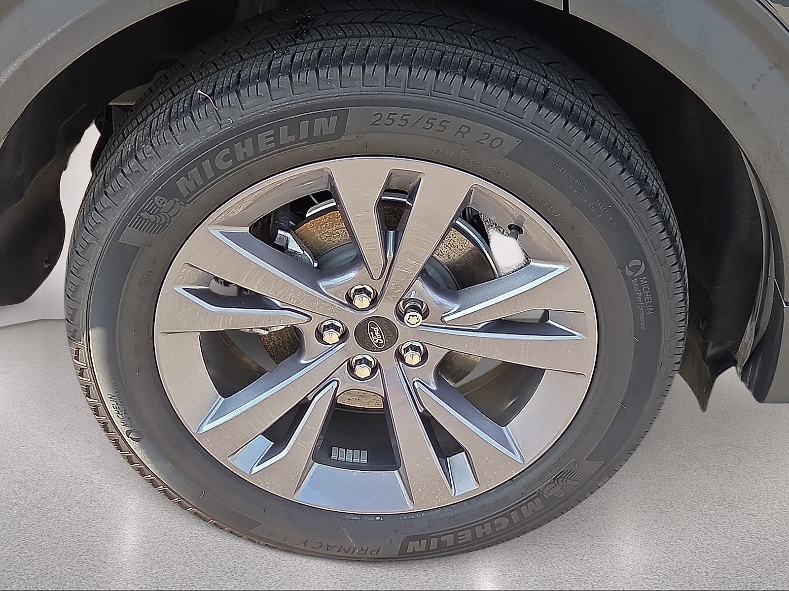 Used 2023 Ford Explorer XLT w/ Equipment Group 202A AWD/4WD image 7