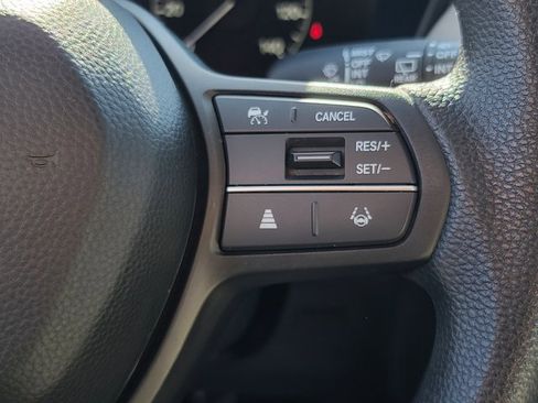 Used 2023 Honda HR-V LX image 28