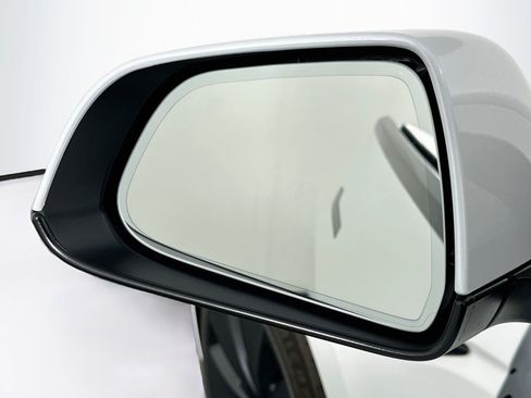 Used 2025 Tesla Model 3 Long Range RWD image 16