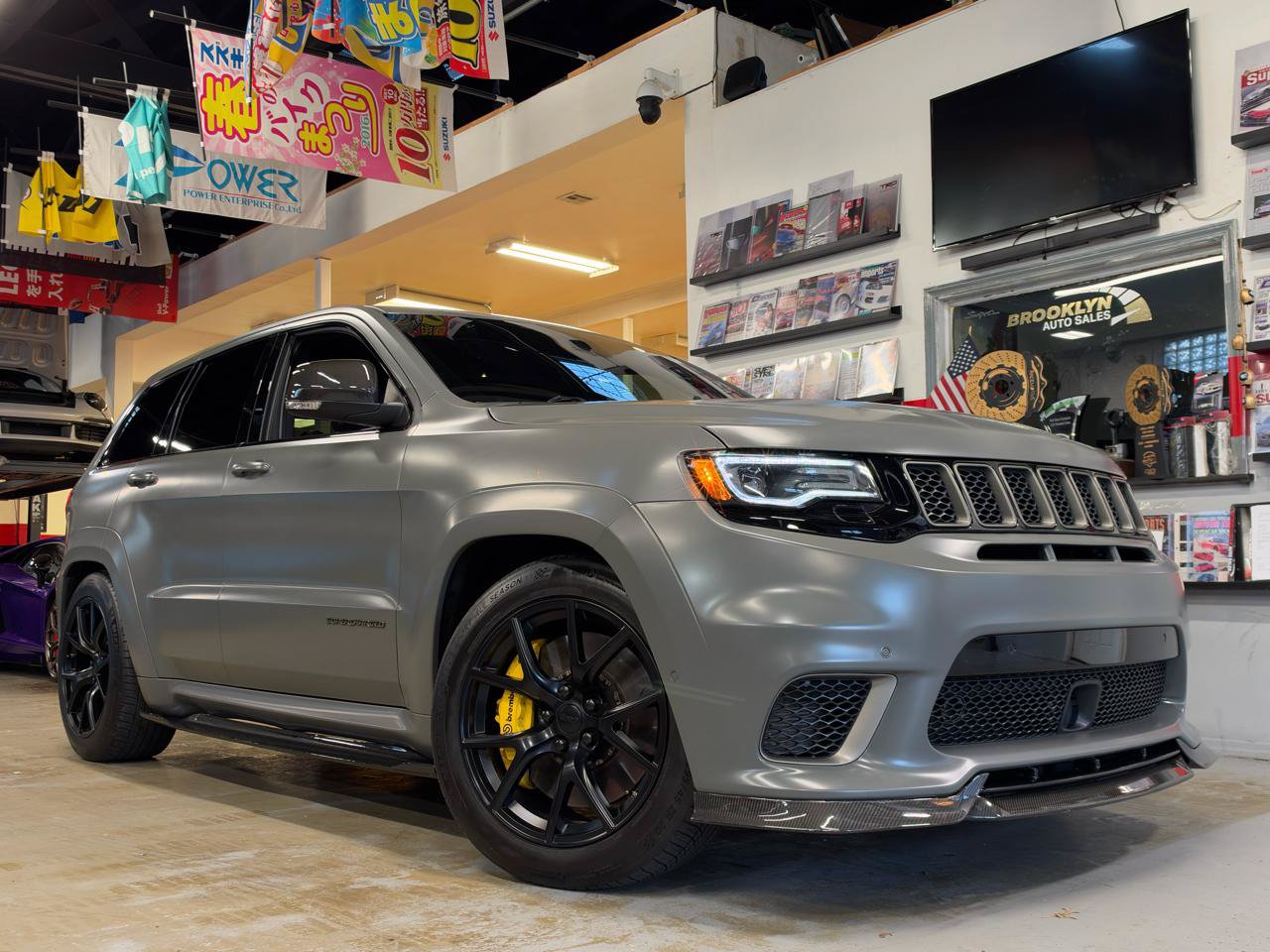 Used 2021 Jeep Grand Cherokee Trackhawk AWD/4WD image 1