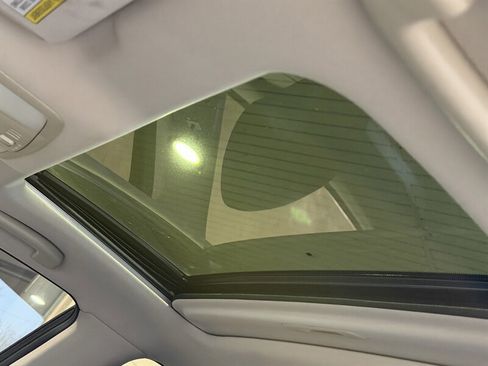 Used 2013 INFINITI G37 x w/ Premium Pkg image 16