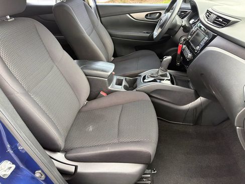 Used 2020 Nissan Rogue Sport S FWD image 13