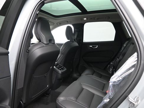 New 2026 Volvo XC60 B5 Ultra w/ Climate Package AWD/4WD image 20