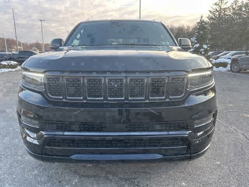 Used 2023 Jeep Grand Wagoneer Series II image 7