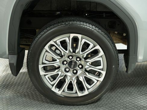 Certified 2025 GMC Sierra 1500 Denali Ultimate AWD/4WD image 34