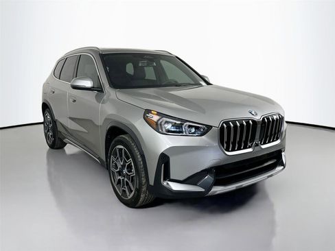 New 2026 BMW X1 xDrive28i w/ Technology Package AWD/4WD image 3