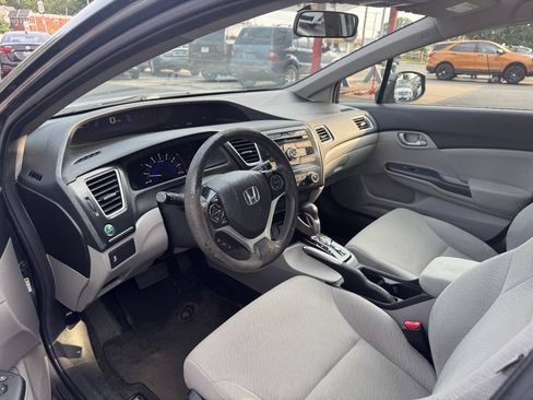 Used 2013 Honda Civic LX image 13