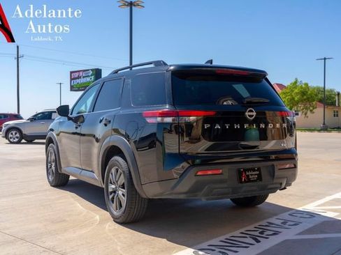 Used 2024 Nissan Pathfinder SV FWD image 4