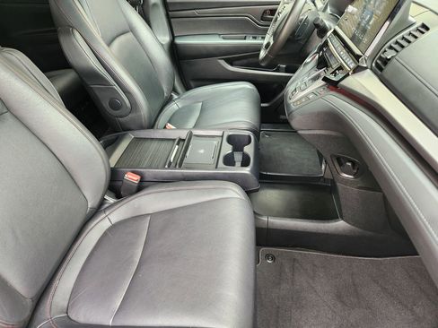 Certified 2025 Honda Odyssey Sport-L image 13