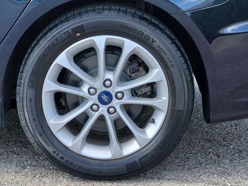 Used 2020 Ford Fusion SE FWD image 14