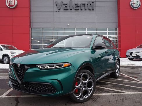 New 2024 Alfa Romeo Tonale Veloce image 1