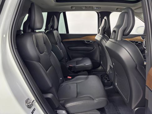 Used 2021 Volvo XC90 T8 Inscription Expression w/ Protection Package Premier image 44