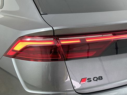 New 2026 Audi SQ8 Premium Plus AWD/4WD image 12