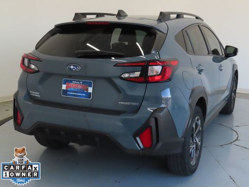 Used 2024 Subaru Crosstrek 2.0i Premium image 4