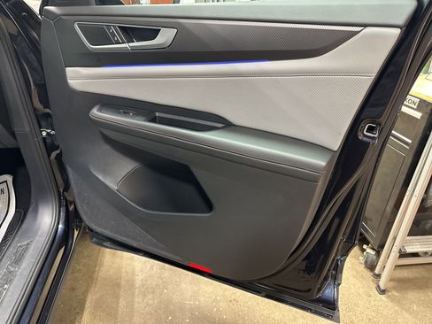 Certified 2025 Volkswagen Atlas Peak Edition SE image 48