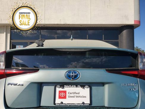 Certified 2019 Toyota Prius XLE image 14