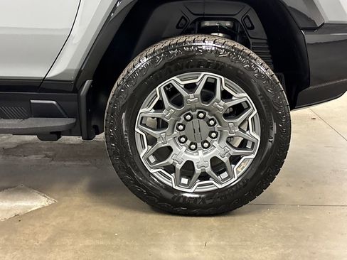 New 2026 GMC Hummer EV SUV image 15