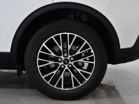 New 2025 Ford Escape SE w/ PHEV Premium Package FWD image 20