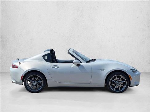 Used 2017 MAZDA MX-5 Miata RF Grand Touring image 4