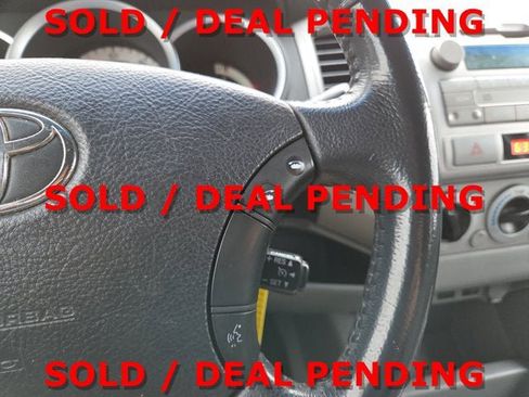 Used 2011 Toyota Tacoma 4x4 Double Cab w/ TRD Sport Pkg w/JBL Audio image 21