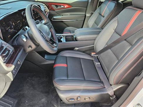 New 2026 Chevrolet Traverse RS FWD image 4