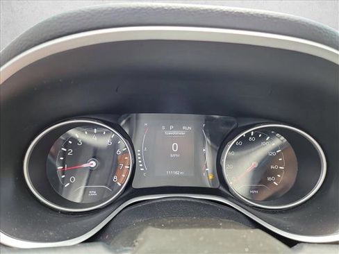 Used 2020 Jeep Compass Latitude FWD image 19