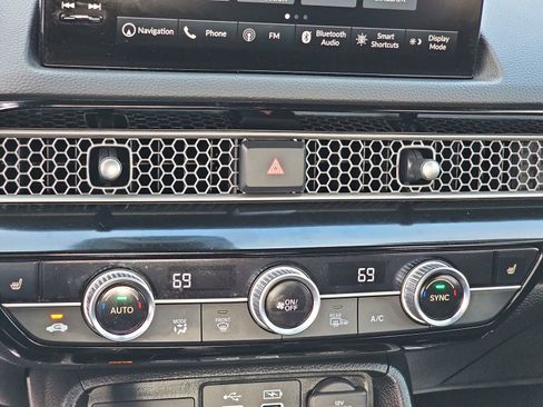 Used 2024 Honda Civic Sport Touring image 27