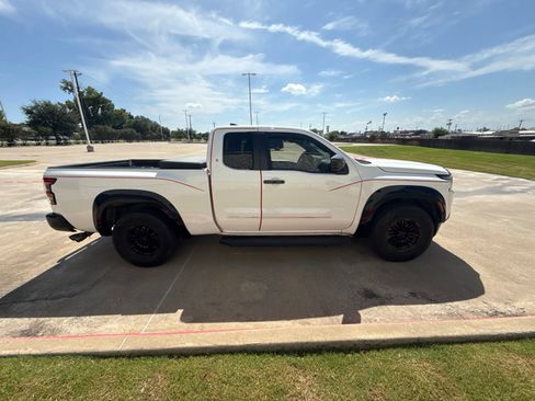 Used 2023 Nissan Frontier S w/ Technology Package RWD image 3