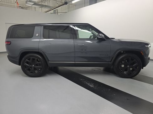 Used 2025 Rivian R1S Adventure AWD/4WD image 6