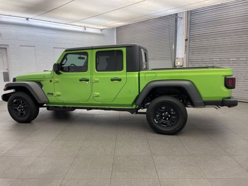 New 2026 Jeep Gladiator Sport image 5