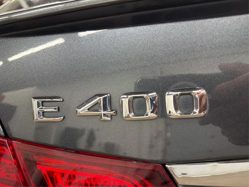 Used 2015 Mercedes-Benz E 400 4MATIC Sedan w/ Parking Assist Package image 43