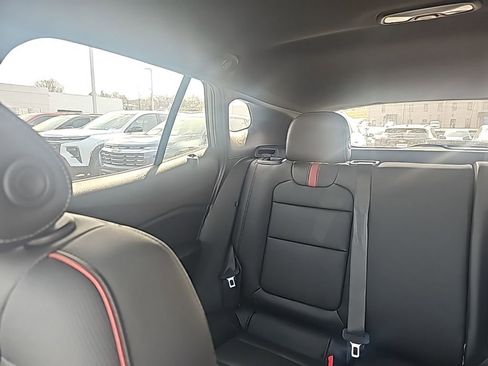 New 2026 Chevrolet Trax RS w/ Sunroof Package FWD image 23