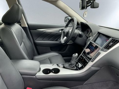 Used 2022 INFINITI Q50 Luxe w/ Cargo Package AWD/4WD image 19