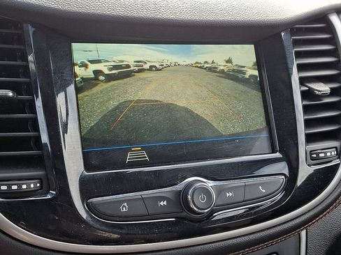 Used 2019 Chevrolet Trax LS FWD image 17