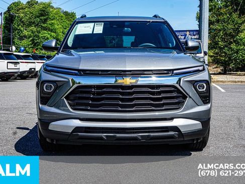 Used 2025 Chevrolet TrailBlazer LT FWD image 9