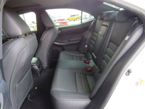 Used 2017 Lexus IS 200t F Sport w/ F Sport Package RWD image 10