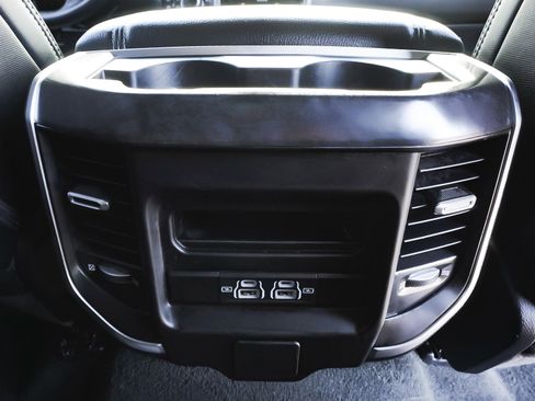 Used 2024 RAM 1500 Big Horn image 40