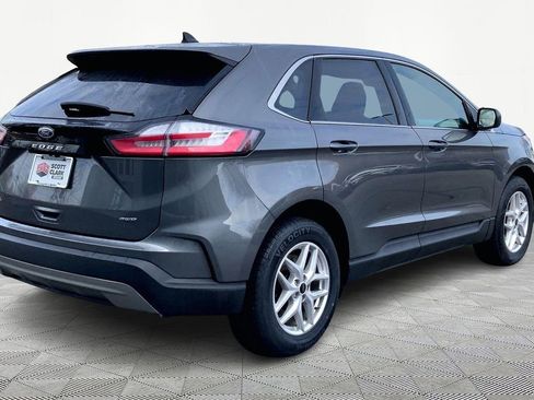 Used 2024 Ford Edge SEL image 5