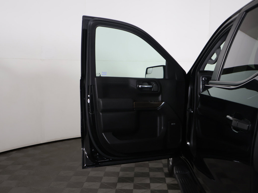 Used 2020 Chevrolet Silverado 1500 RST AWD/4WD image 20