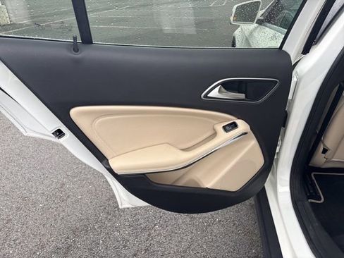 Used 2018 Mercedes-Benz GLA 250 GLA 250 image 18