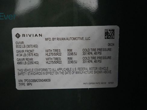 Used 2025 Rivian R1S Adventure AWD/4WD image 29
