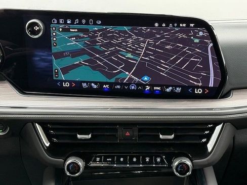 New 2025 Chevrolet Suburban Premier image 21