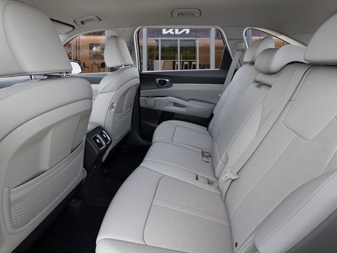 New 2026 Kia Sorento EX image 18