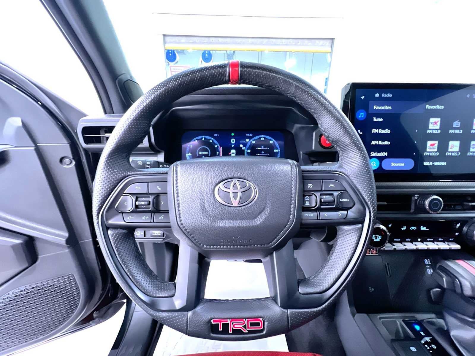Used 2025 Toyota Tacoma TRD Pro AWD/4WD image 15