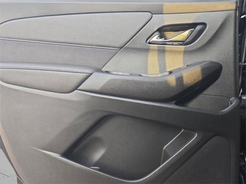 Used 2023 Chevrolet Traverse High Country w/ LPO, Floor Liner Package image 26