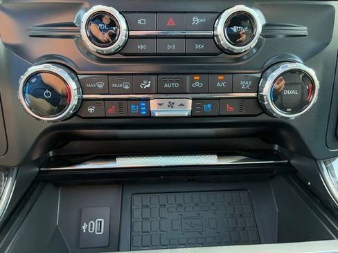 New 2025 Ford F150 Lariat w/ Equipment Group 502A High image 39