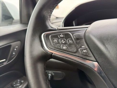 Used 2024 Chevrolet Equinox LT image 36