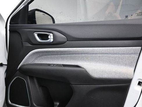 Used 2025 Jeep Compass Sport AWD/4WD image 22